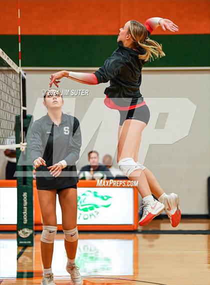 Thumbnail 3 in Gateway College Preparatory vs Salado photogallery.