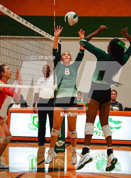 Thumbnail 2 in Gateway College Preparatory vs Salado photogallery.
