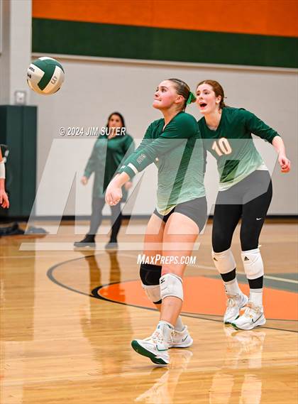 Thumbnail 2 in Gateway College Preparatory vs Salado photogallery.