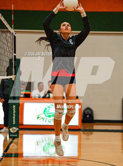 Thumbnail 2 in Gateway College Preparatory vs Salado photogallery.