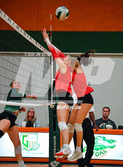 Thumbnail 3 in Gateway College Preparatory vs Salado photogallery.