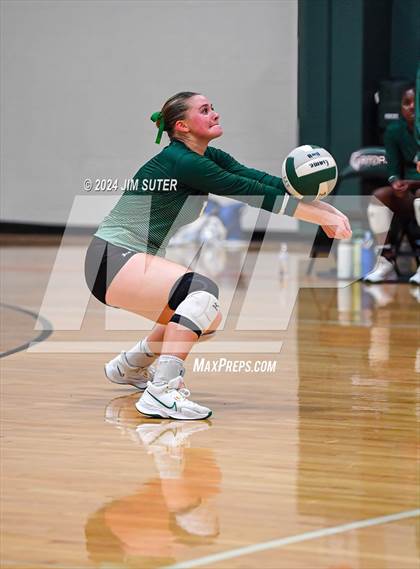 Thumbnail 3 in Gateway College Preparatory vs Salado photogallery.