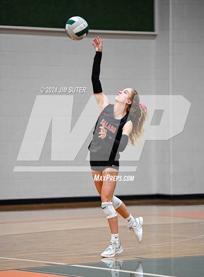 Thumbnail 2 in Gateway College Preparatory vs Salado photogallery.