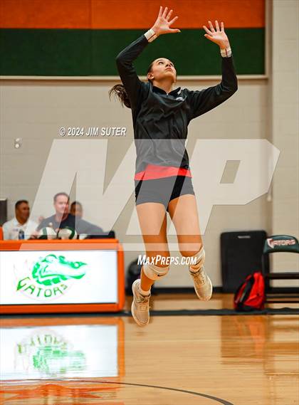 Thumbnail 2 in Gateway College Preparatory vs Salado photogallery.