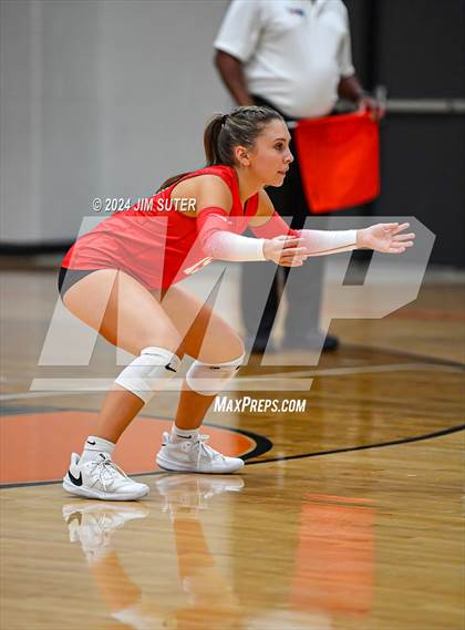Thumbnail 2 in Gateway College Preparatory vs Salado photogallery.