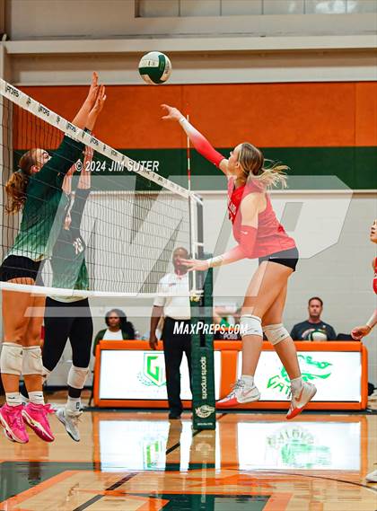 Thumbnail 3 in Gateway College Preparatory vs Salado photogallery.