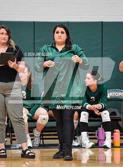 Thumbnail 3 in Gateway College Preparatory vs Salado photogallery.