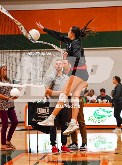 Thumbnail 1 in Gateway College Preparatory vs Salado photogallery.