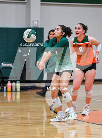 Thumbnail 3 in Gateway College Preparatory vs Salado photogallery.