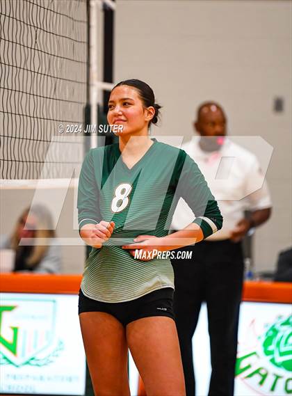 Thumbnail 1 in Gateway College Preparatory vs Salado photogallery.