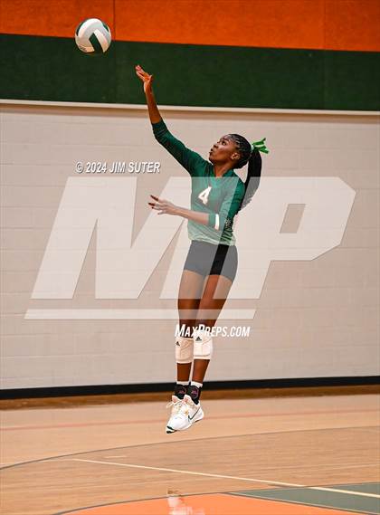 Thumbnail 2 in Gateway College Preparatory vs Salado photogallery.