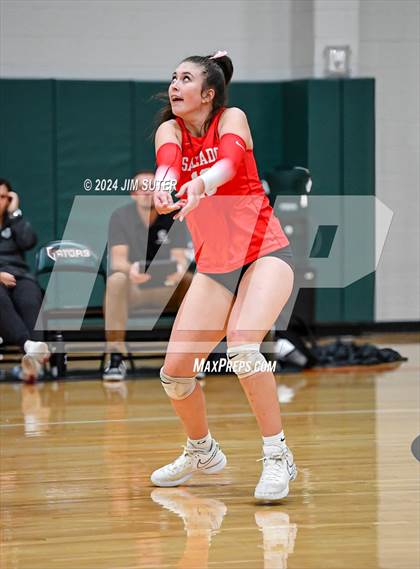 Thumbnail 3 in Gateway College Preparatory vs Salado photogallery.