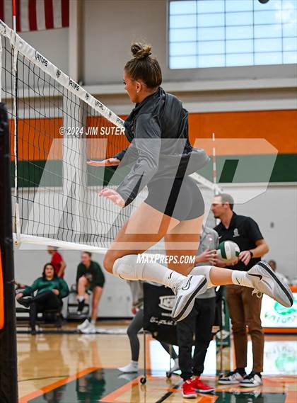 Thumbnail 1 in Gateway College Preparatory vs Salado photogallery.