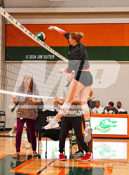 Thumbnail 1 in Gateway College Preparatory vs Salado photogallery.