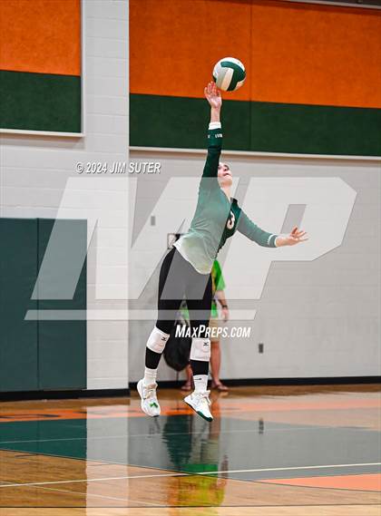 Thumbnail 1 in Gateway College Preparatory vs Salado photogallery.