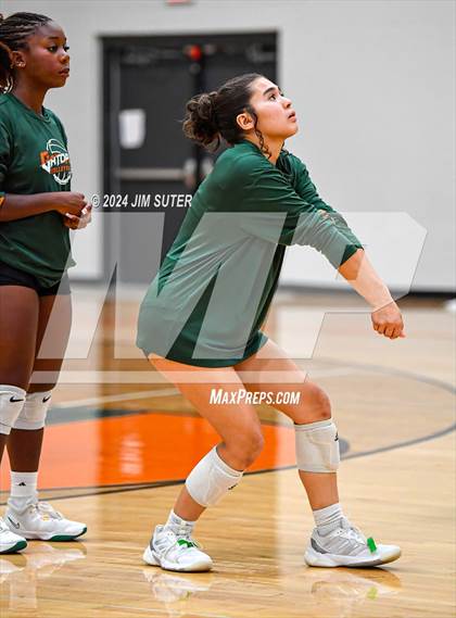 Thumbnail 2 in Gateway College Preparatory vs Salado photogallery.