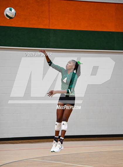 Thumbnail 3 in Gateway College Preparatory vs Salado photogallery.