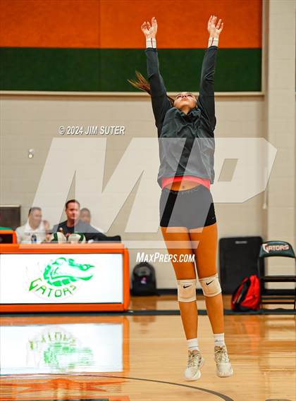 Thumbnail 1 in Gateway College Preparatory vs Salado photogallery.