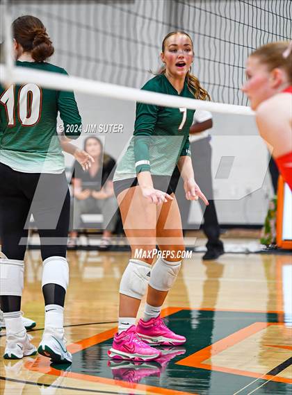 Thumbnail 2 in Gateway College Preparatory vs Salado photogallery.