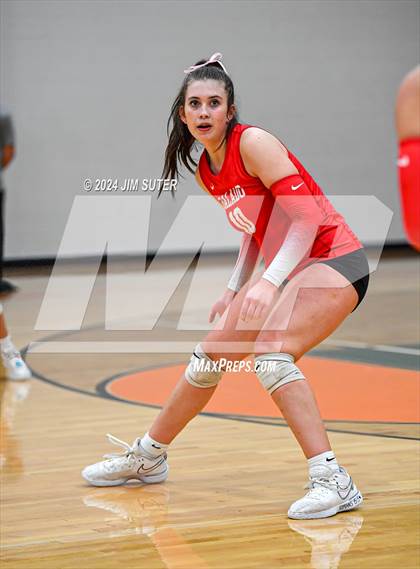 Thumbnail 1 in Gateway College Preparatory vs Salado photogallery.