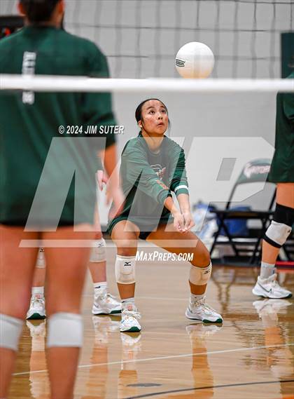 Thumbnail 2 in Gateway College Preparatory vs Salado photogallery.