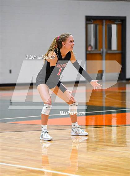 Thumbnail 1 in Gateway College Preparatory vs Salado photogallery.