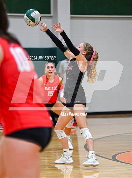 Thumbnail 2 in Gateway College Preparatory vs Salado photogallery.