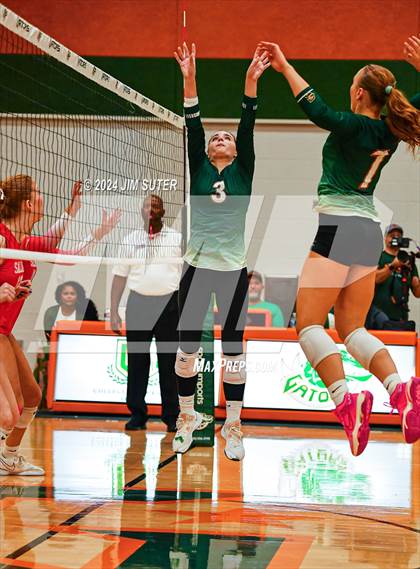 Thumbnail 2 in Gateway College Preparatory vs Salado photogallery.