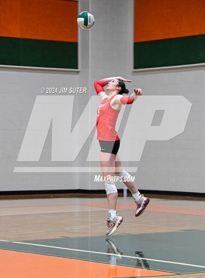 Thumbnail 3 in Gateway College Preparatory vs Salado photogallery.