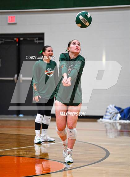 Thumbnail 2 in Gateway College Preparatory vs Salado photogallery.