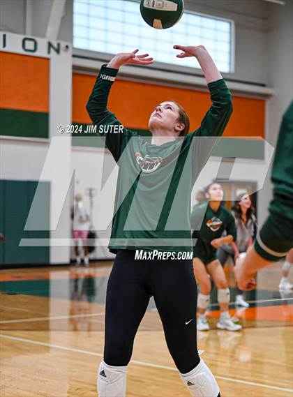 Thumbnail 3 in Gateway College Preparatory vs Salado photogallery.