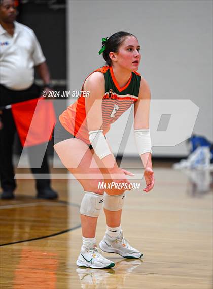 Thumbnail 3 in Gateway College Preparatory vs Salado photogallery.