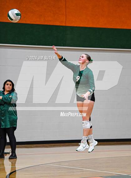 Thumbnail 3 in Gateway College Preparatory vs Salado photogallery.