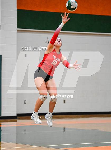 Thumbnail 2 in Gateway College Preparatory vs Salado photogallery.
