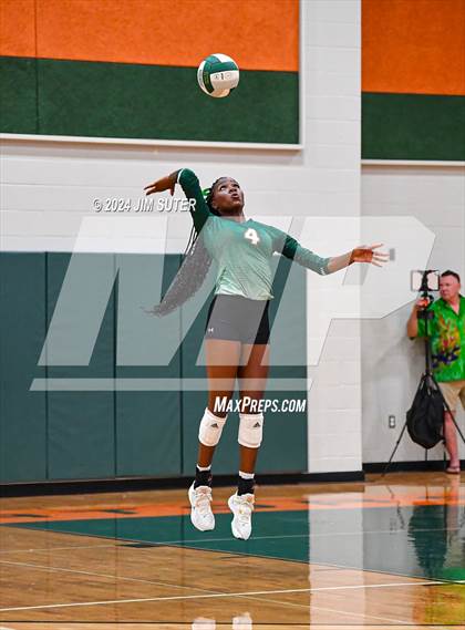 Thumbnail 2 in Gateway College Preparatory vs Salado photogallery.