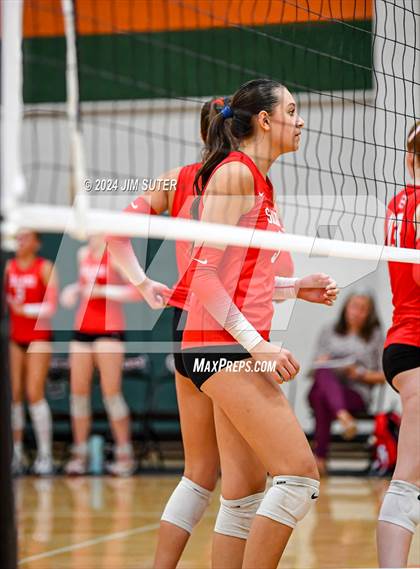 Thumbnail 3 in Gateway College Preparatory vs Salado photogallery.