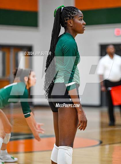 Thumbnail 1 in Gateway College Preparatory vs Salado photogallery.