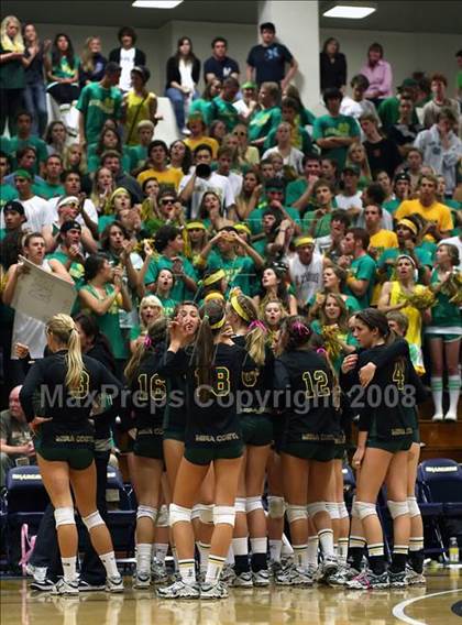 Thumbnail 2 in Mira Costa vs. Santa Margarita (CIF SS D1-AA Final) photogallery.