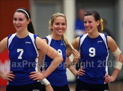 Thumbnail 1 in Mira Costa vs. Santa Margarita (CIF SS D1-AA Final) photogallery.
