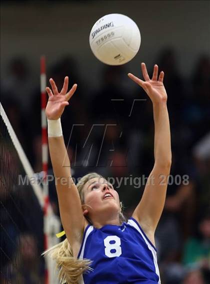 Thumbnail 3 in Mira Costa vs. Santa Margarita (CIF SS D1-AA Final) photogallery.