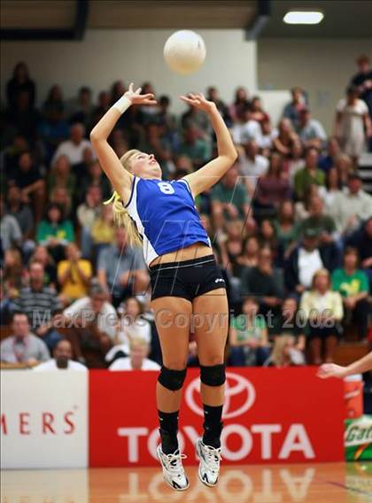 Thumbnail 1 in Mira Costa vs. Santa Margarita (CIF SS D1-AA Final) photogallery.