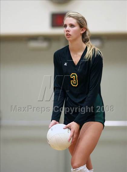 Thumbnail 2 in Mira Costa vs. Santa Margarita (CIF SS D1-AA Final) photogallery.