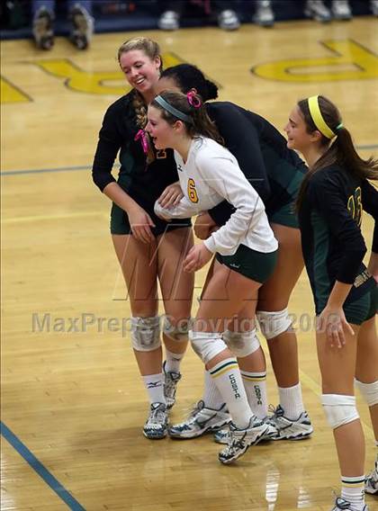 Thumbnail 2 in Mira Costa vs. Santa Margarita (CIF SS D1-AA Final) photogallery.