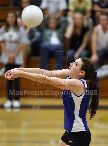 Thumbnail 3 in Mira Costa vs. Santa Margarita (CIF SS D1-AA Final) photogallery.