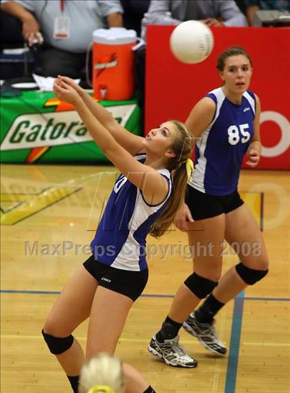 Thumbnail 1 in Mira Costa vs. Santa Margarita (CIF SS D1-AA Final) photogallery.