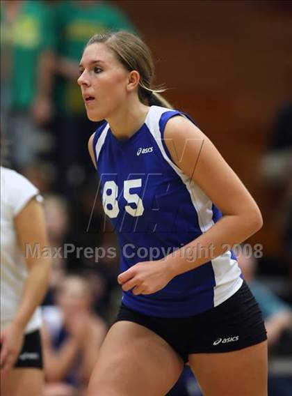 Thumbnail 2 in Mira Costa vs. Santa Margarita (CIF SS D1-AA Final) photogallery.
