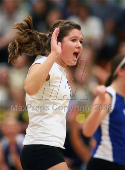 Thumbnail 1 in Mira Costa vs. Santa Margarita (CIF SS D1-AA Final) photogallery.
