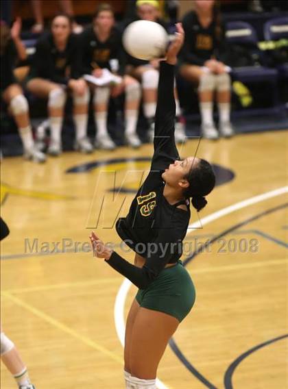 Thumbnail 2 in Mira Costa vs. Santa Margarita (CIF SS D1-AA Final) photogallery.