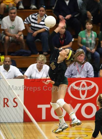 Thumbnail 3 in Mira Costa vs. Santa Margarita (CIF SS D1-AA Final) photogallery.