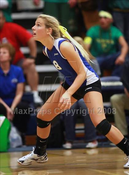 Thumbnail 2 in Mira Costa vs. Santa Margarita (CIF SS D1-AA Final) photogallery.